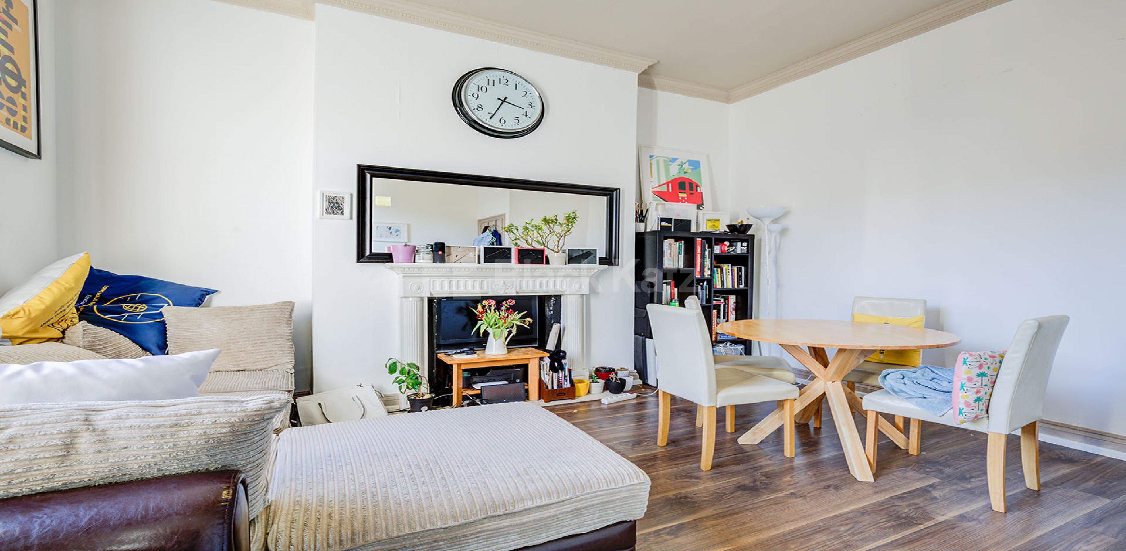 Modern Apartment Pennard Road , Shepherds Bush W12